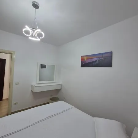 Apartament Lushnja Elegance *